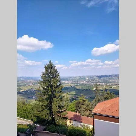 Le Tre Sorelle La Morra Buitenkant foto