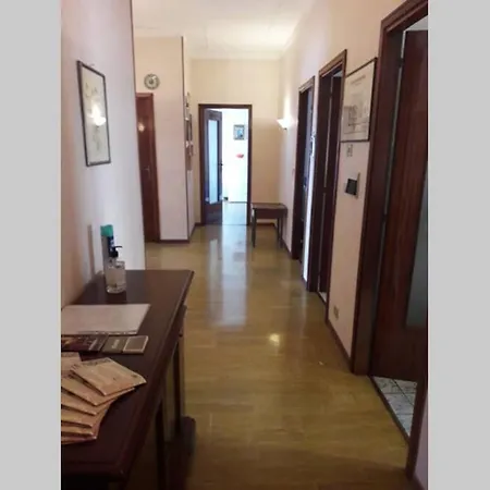 Le Tre Sorelle La Morra Buitenkant foto